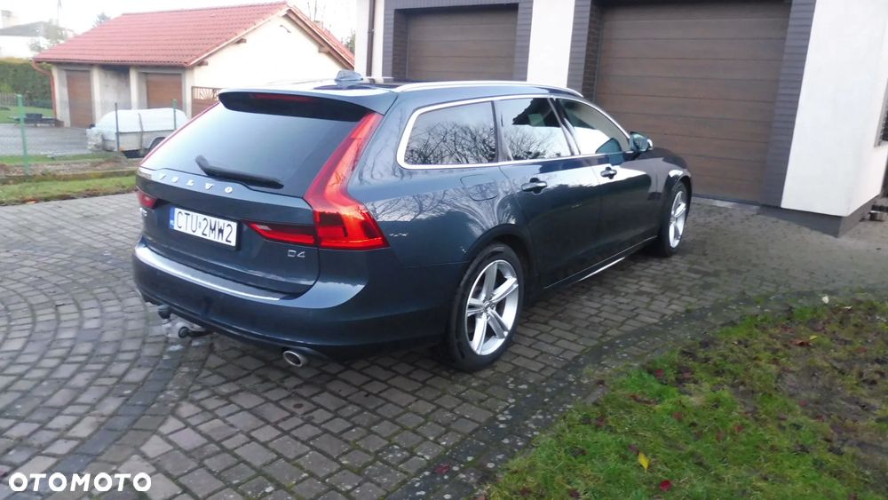 Volvo V90 D4 SCR Momentum - 7