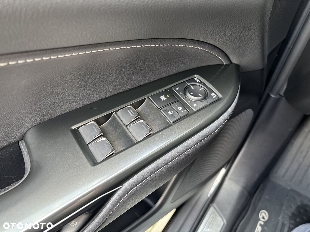 Lexus NX - 20