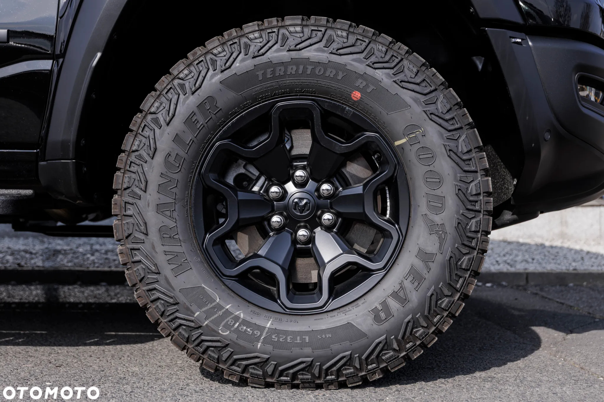 RAM 1500 - 9