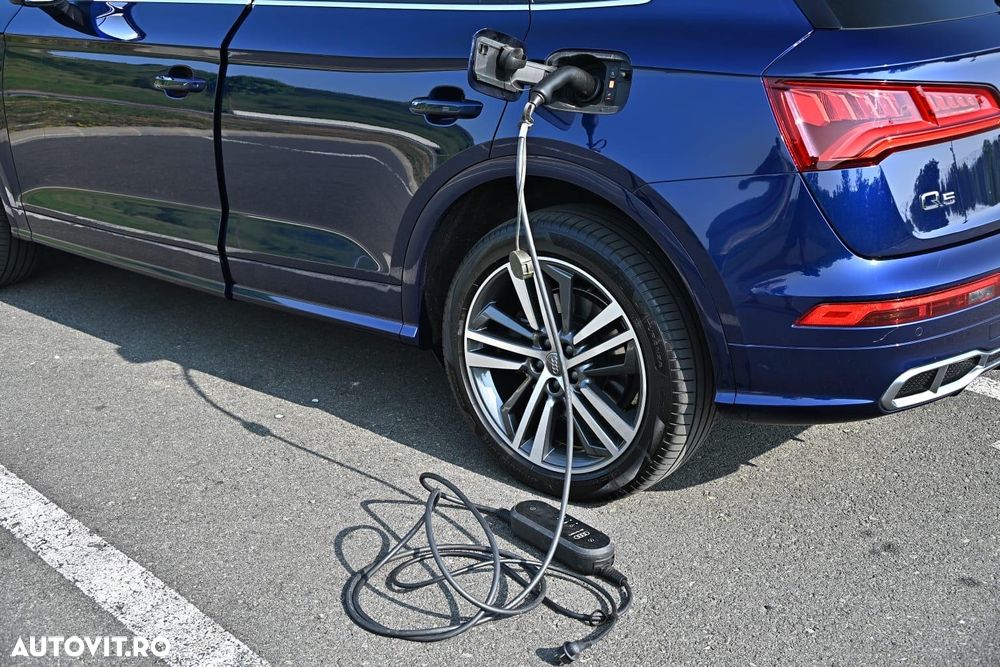 Audi Q5 55 TFSIe quattro S tronic S line business - 29