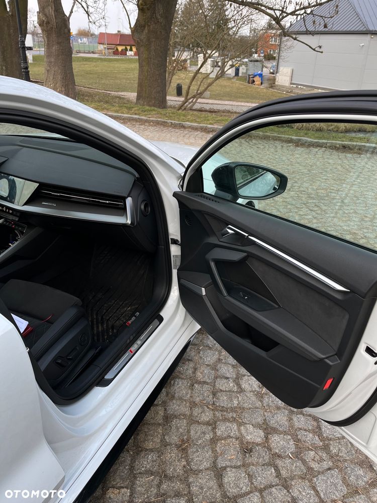 Audi RS3 Sportback - 15