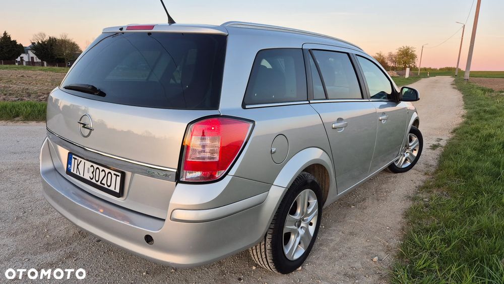 Opel Astra 1.4 Edition 111 Jahre - 2