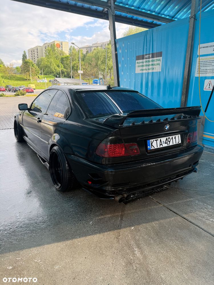 BMW Seria 3 325ti - 13