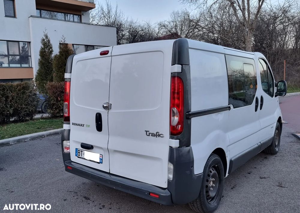 Renault Trafic 2.0 dCi 115 Combi L2H1 - 3