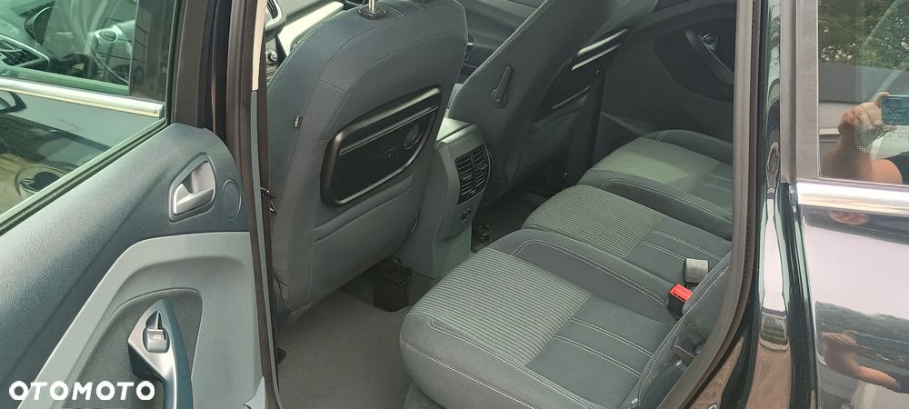 Ford C-MAX 1.6 Titanium - 26
