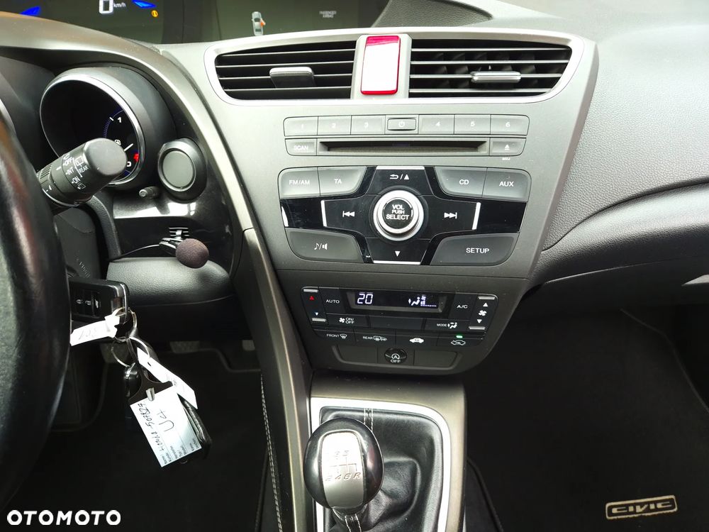 Honda Civic 1.8 i-VTEC Comfort - 19