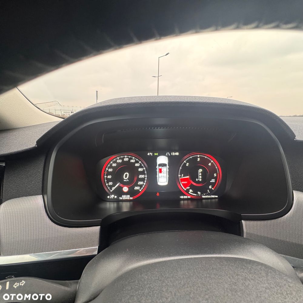 Volvo S90 D4 Geartronic Inscription - 11