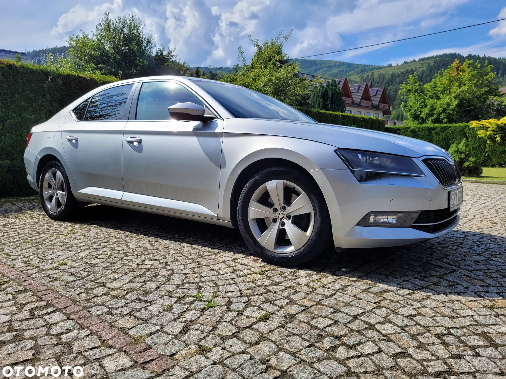 Skoda Superb 2.0 TDI 4x4 Ambition DSG - 4