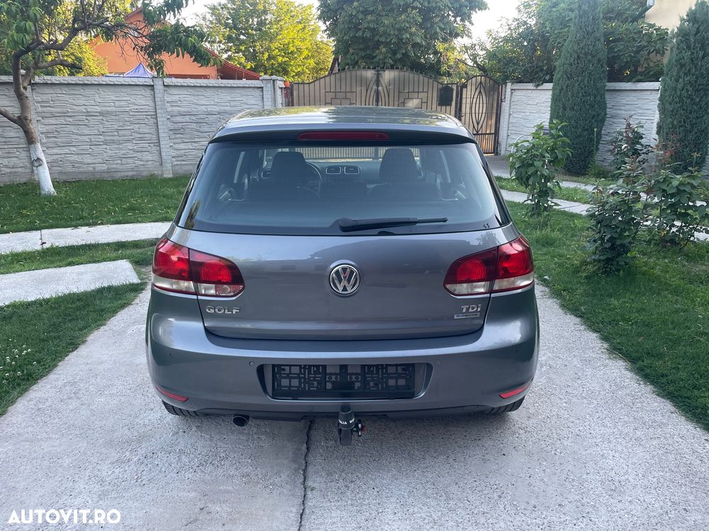 Volkswagen Golf - 11