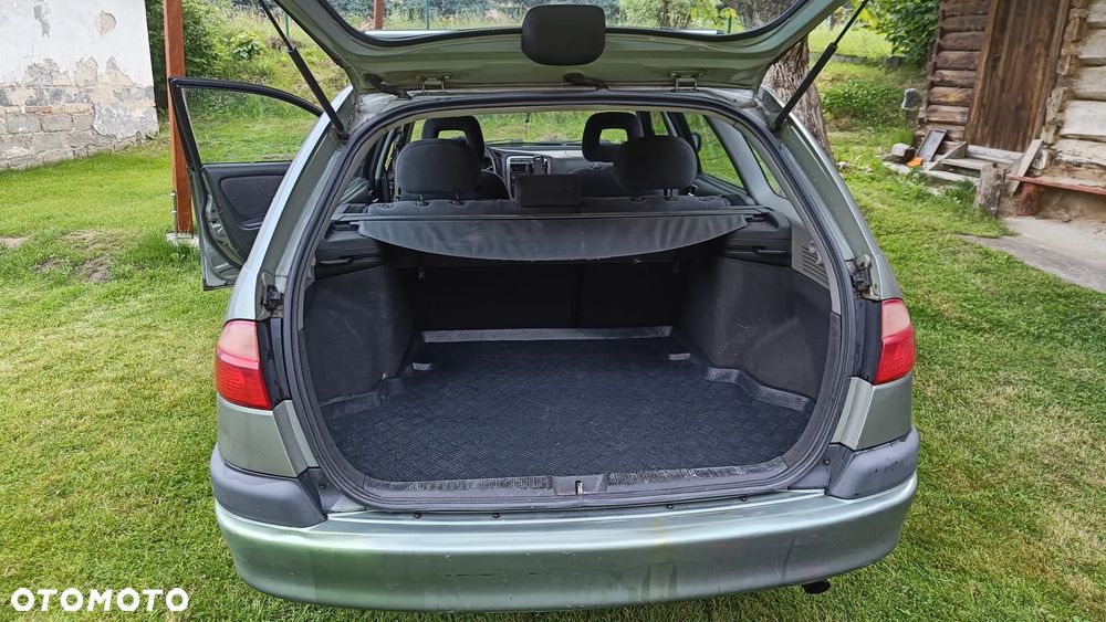 Toyota Avensis 1.6 VVT-i Terra - 8