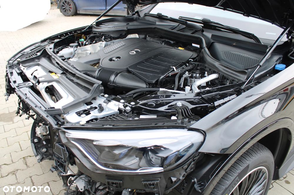 Mercedes-Benz GLC 300 e PHEV 4-Matic AMG Line - 14