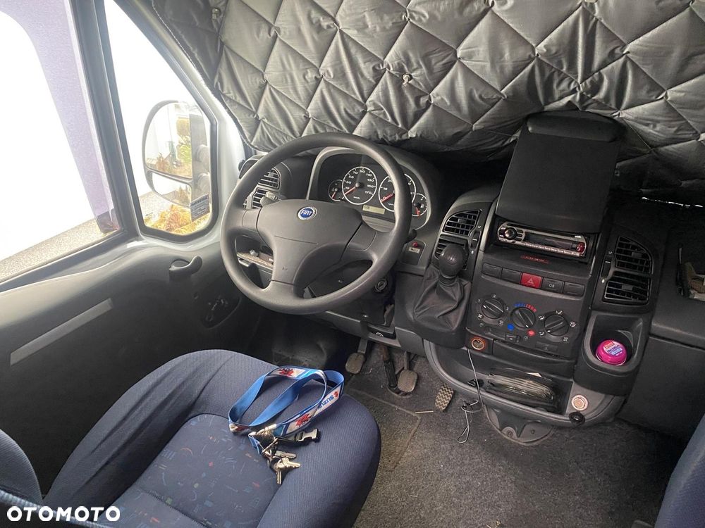 Fiat Ducato Burstner Activ 2 - 33