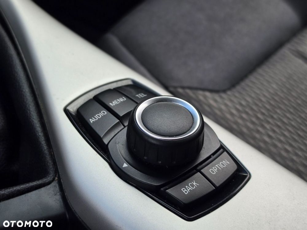 BMW Seria 1 - 27