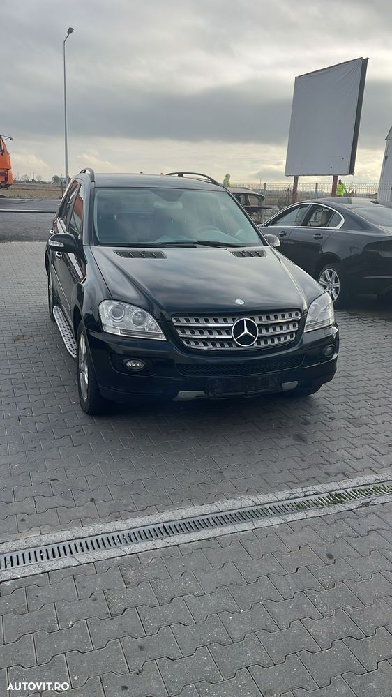 Dezmembram Mercedes Benz Ml 3.0 diesel din 2007 - 3