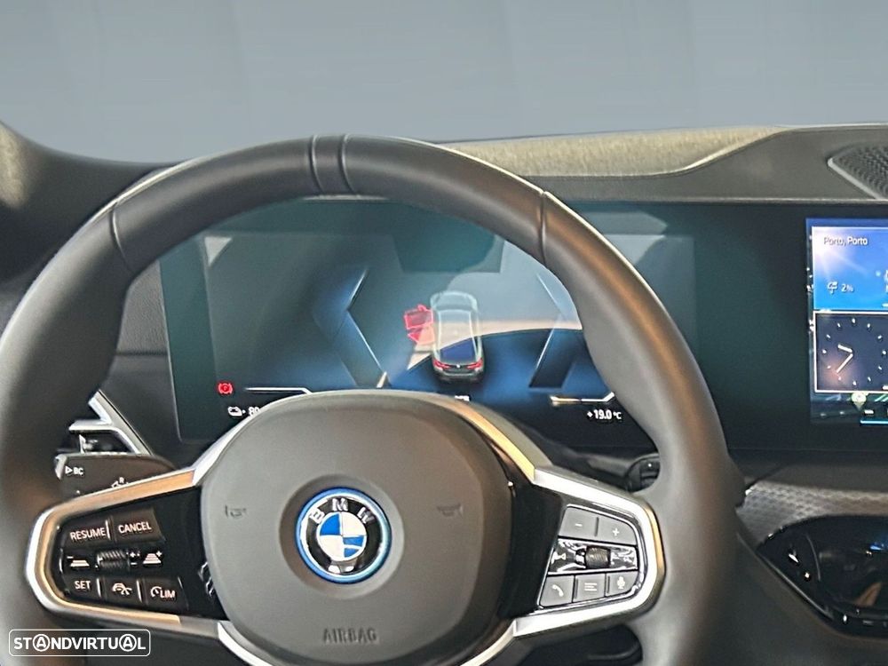 BMW i4 eDrive40 Edição Desportiva M - 16