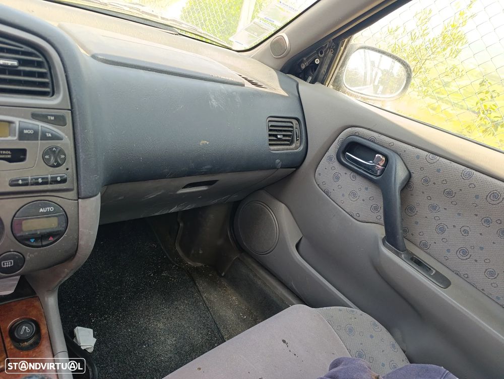 Nissan Primera 1.6 Comfort - 13