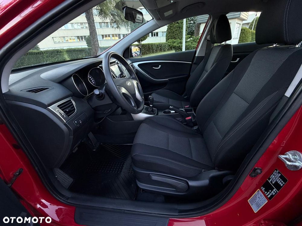 Hyundai i30 1.4 Trend - 22