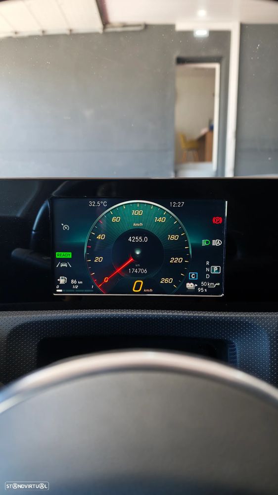 Mercedes-Benz CLA 250 + — fotografia 31