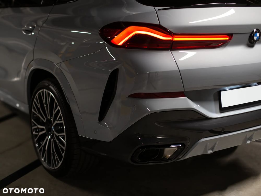 BMW X6 xDrive30d mHEV - 10