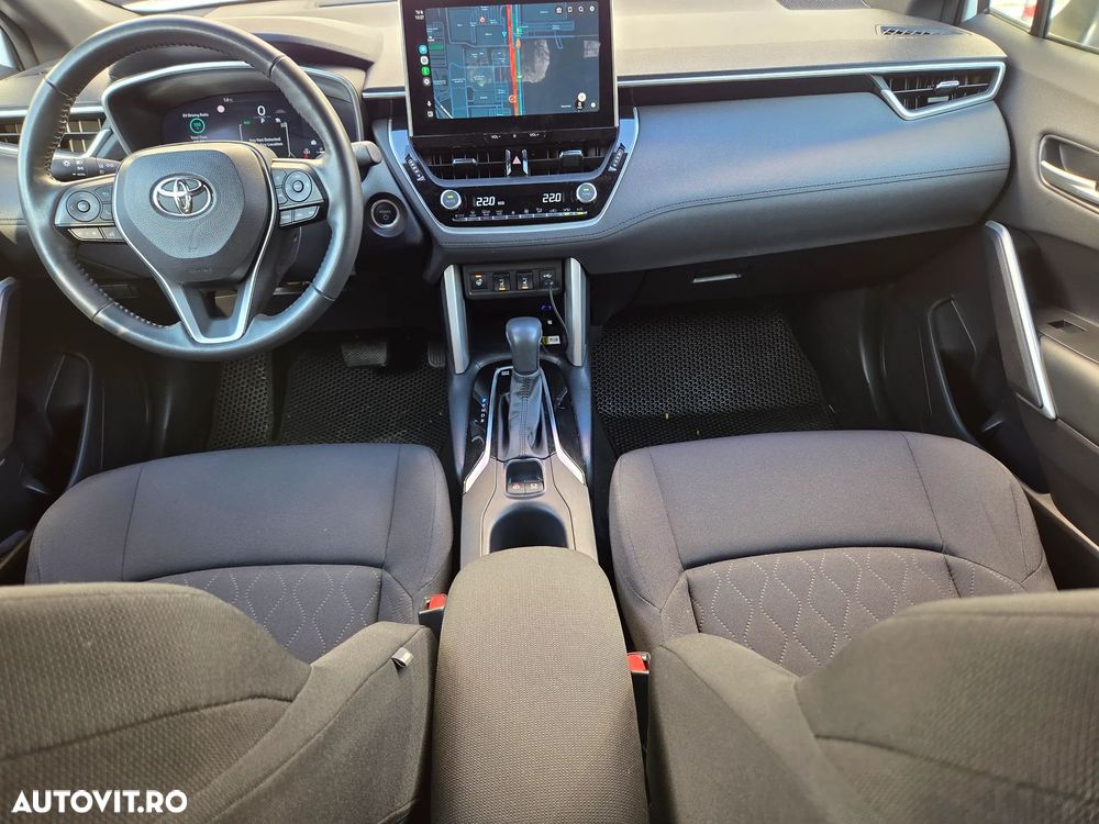Toyota Corolla Cross - 7