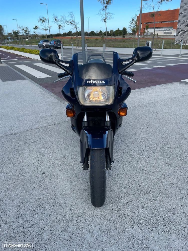 Honda CBR CBR 600 F1 - 4