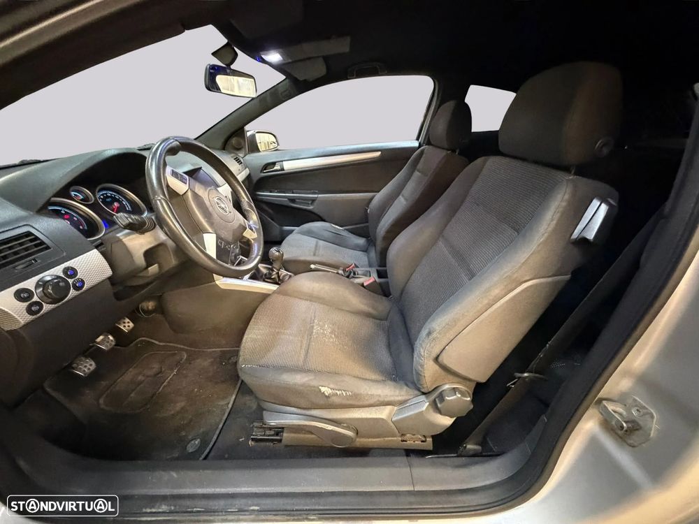 Opel Astra GTC 1.7 CDTI - 18