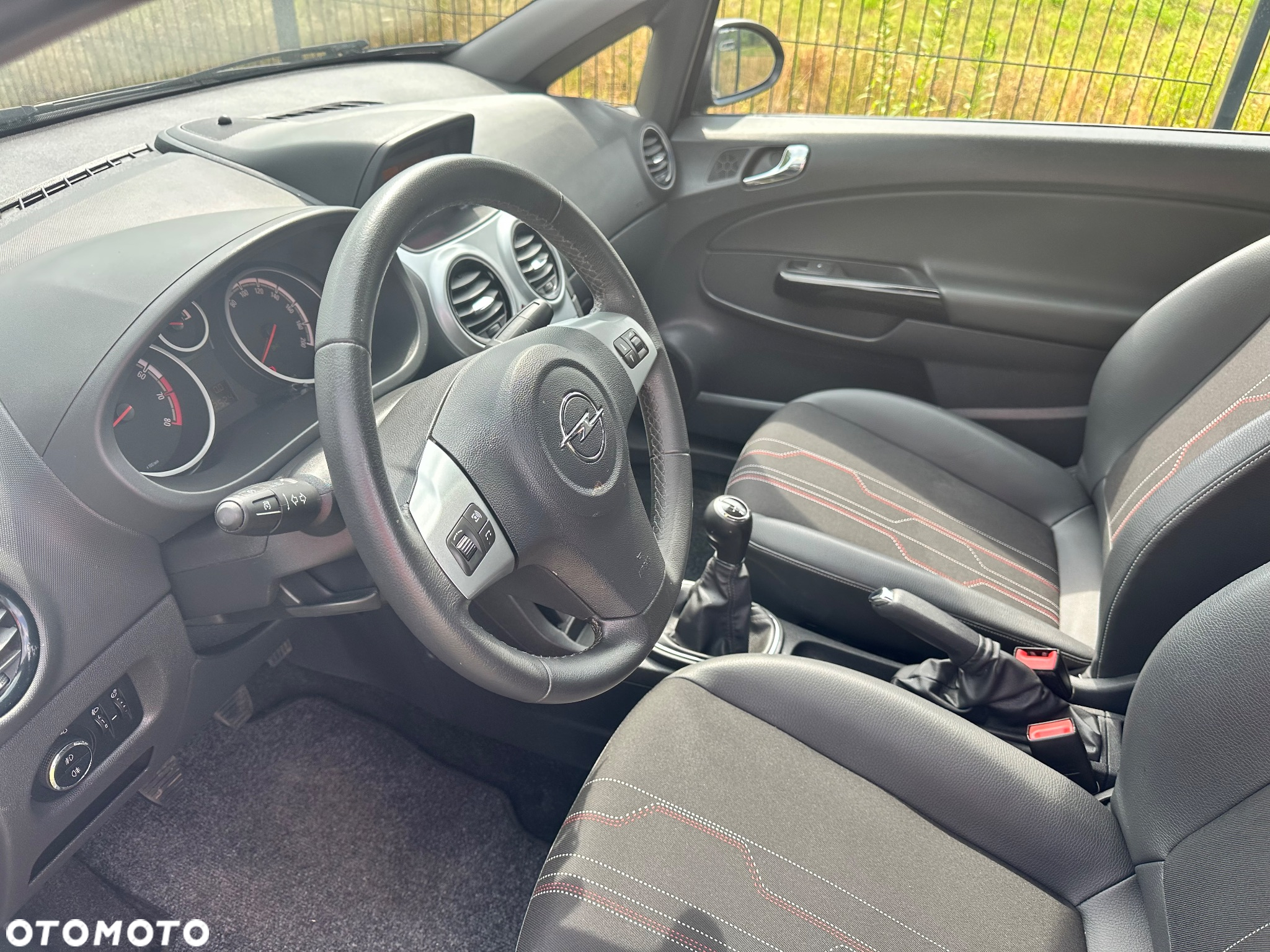 Opel Corsa - 22