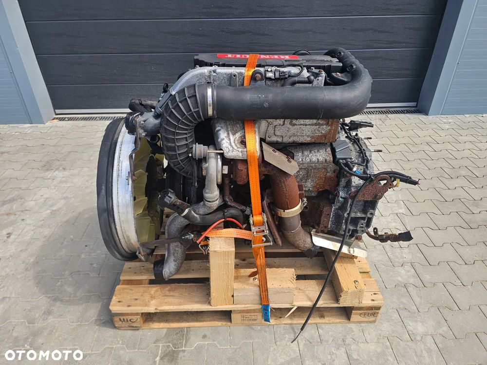SILNIK KOMPLETNY DXI5 4,8L 215 KM 158 KW - 2