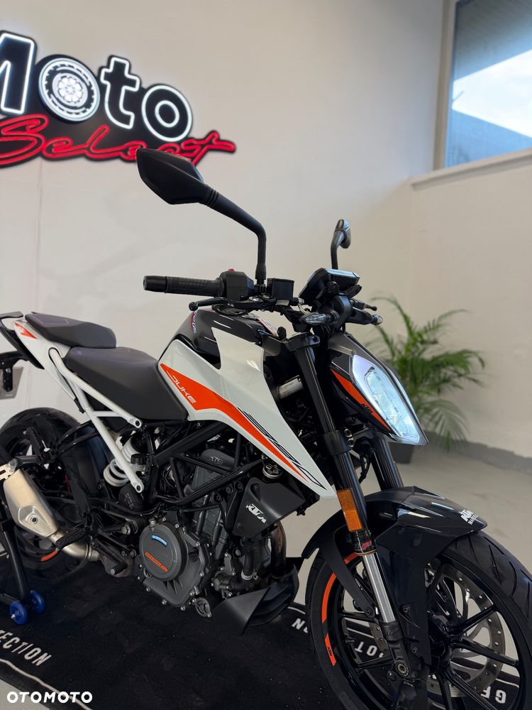 KTM Duke - 4