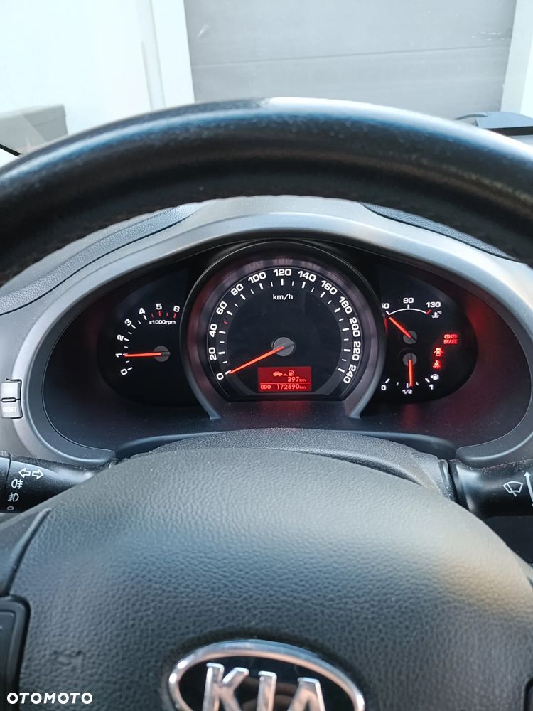 Kia Sportage 1.7 CRDI L 2WD - 12