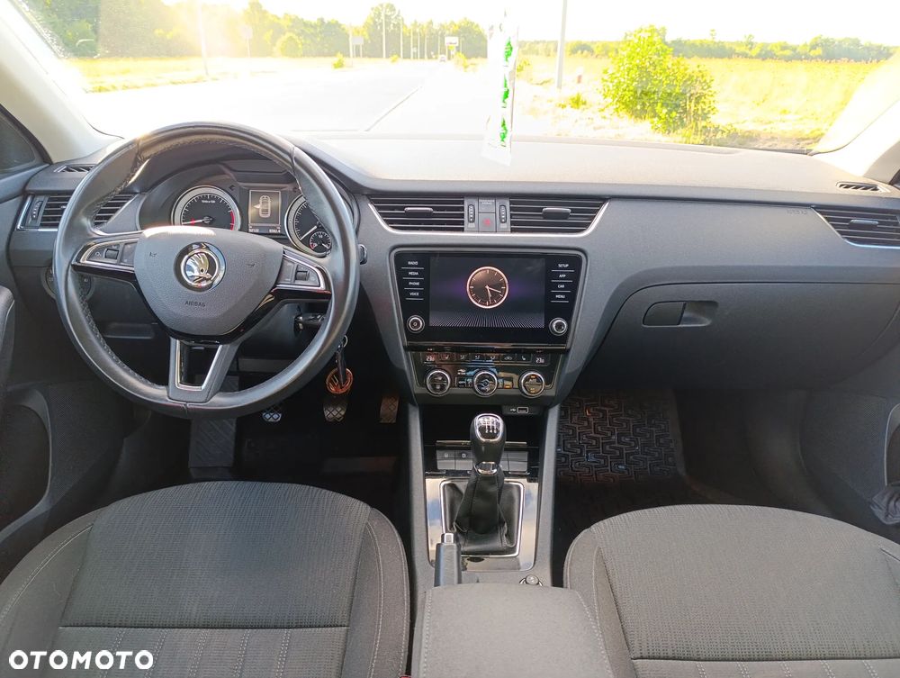 Skoda Octavia 1.5 TSI ACT Style - 5