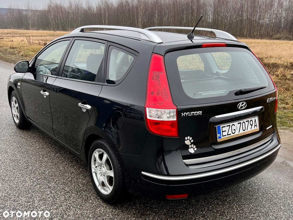 Hyundai i30 1.6 blue Comfort - 2