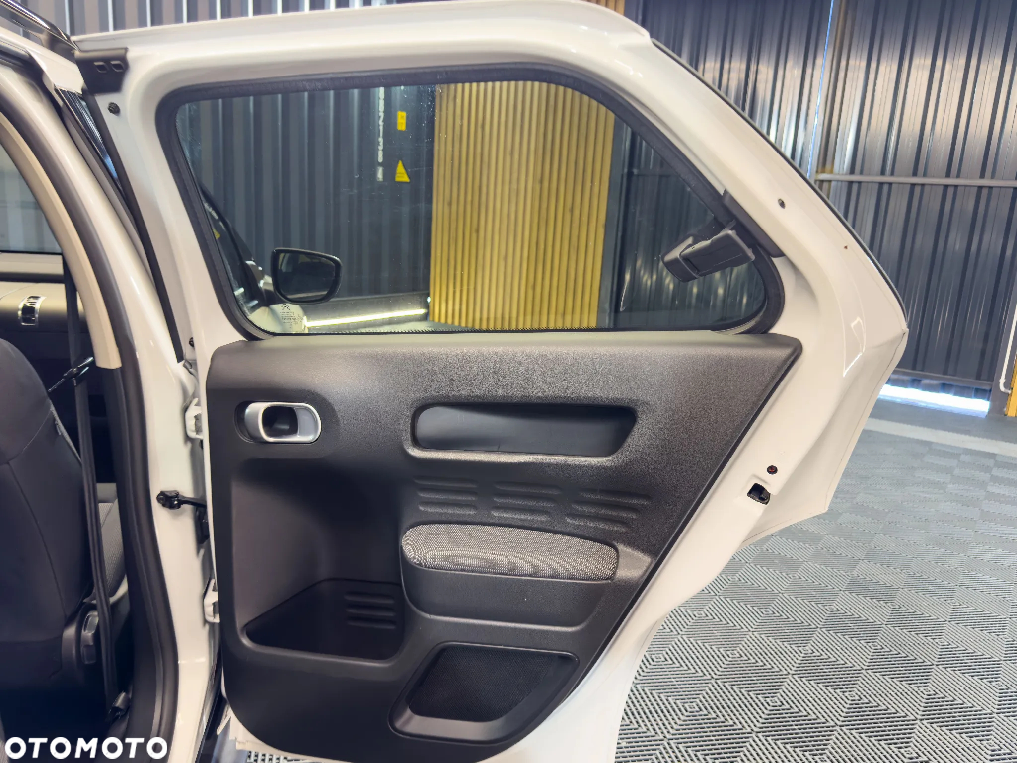 Citroën C4 Cactus 1.2 PureTech Live - 20