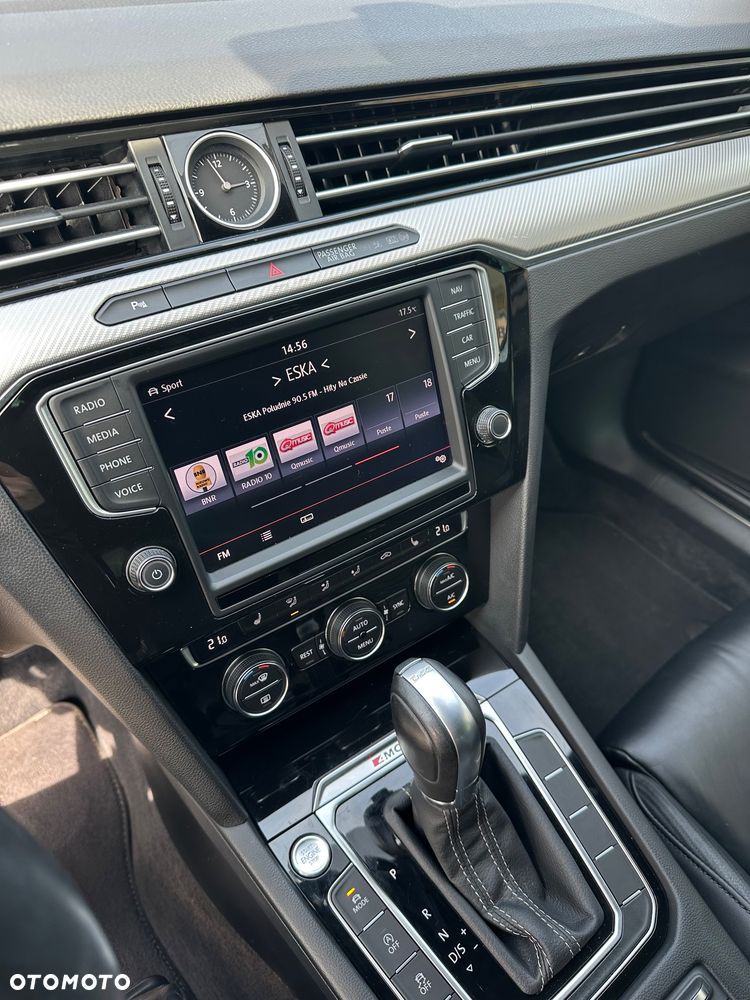 Volkswagen Passat 2.0 TDI Bi-Turbo BMT 4Mot Highline DSG - 18