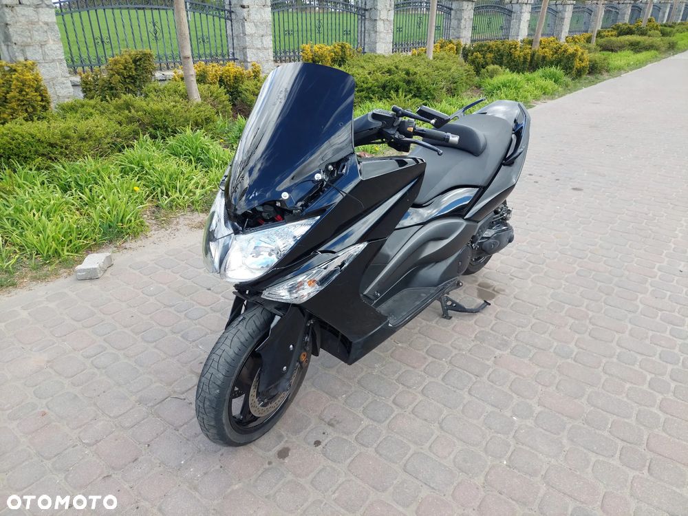 Yamaha Tmax - 1