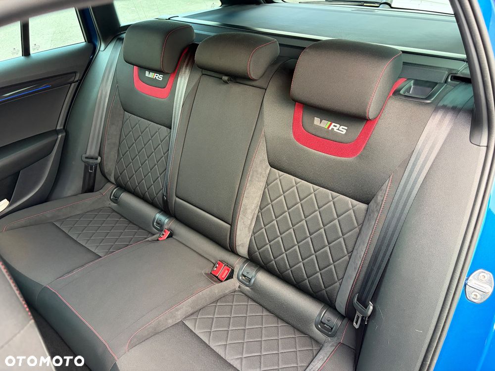 Skoda Octavia 2.0 TDI RS Challenge DSG - 25