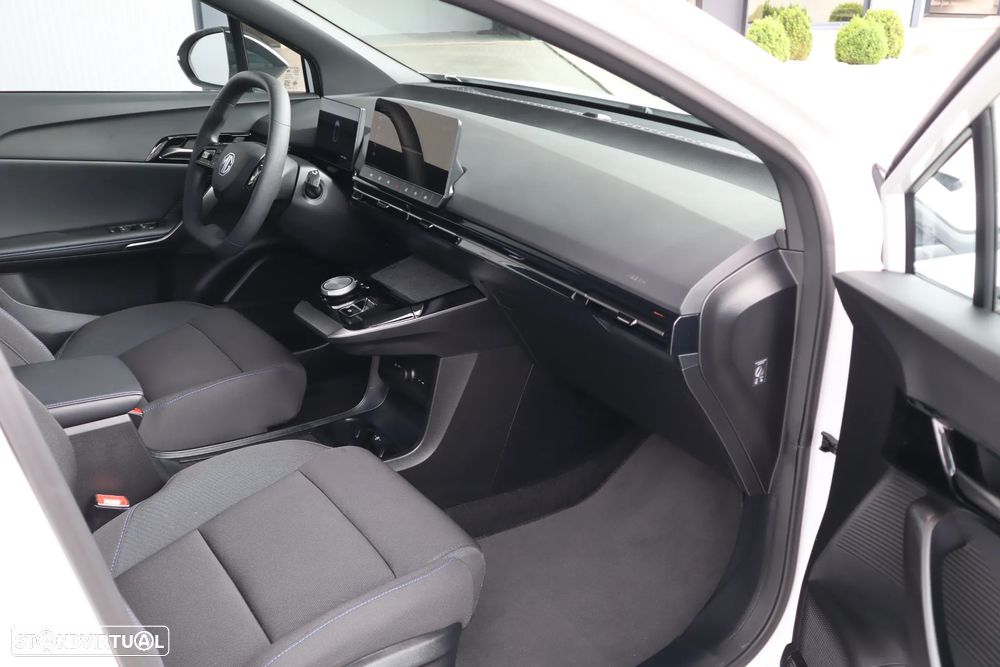 MG MG4 51 kWh Standard - 17