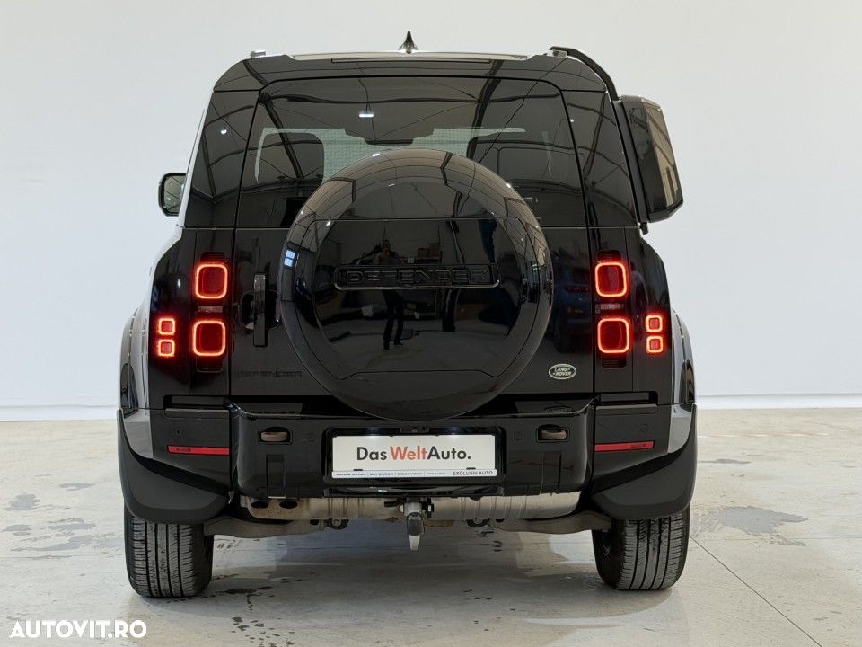 Land Rover Defender - 40