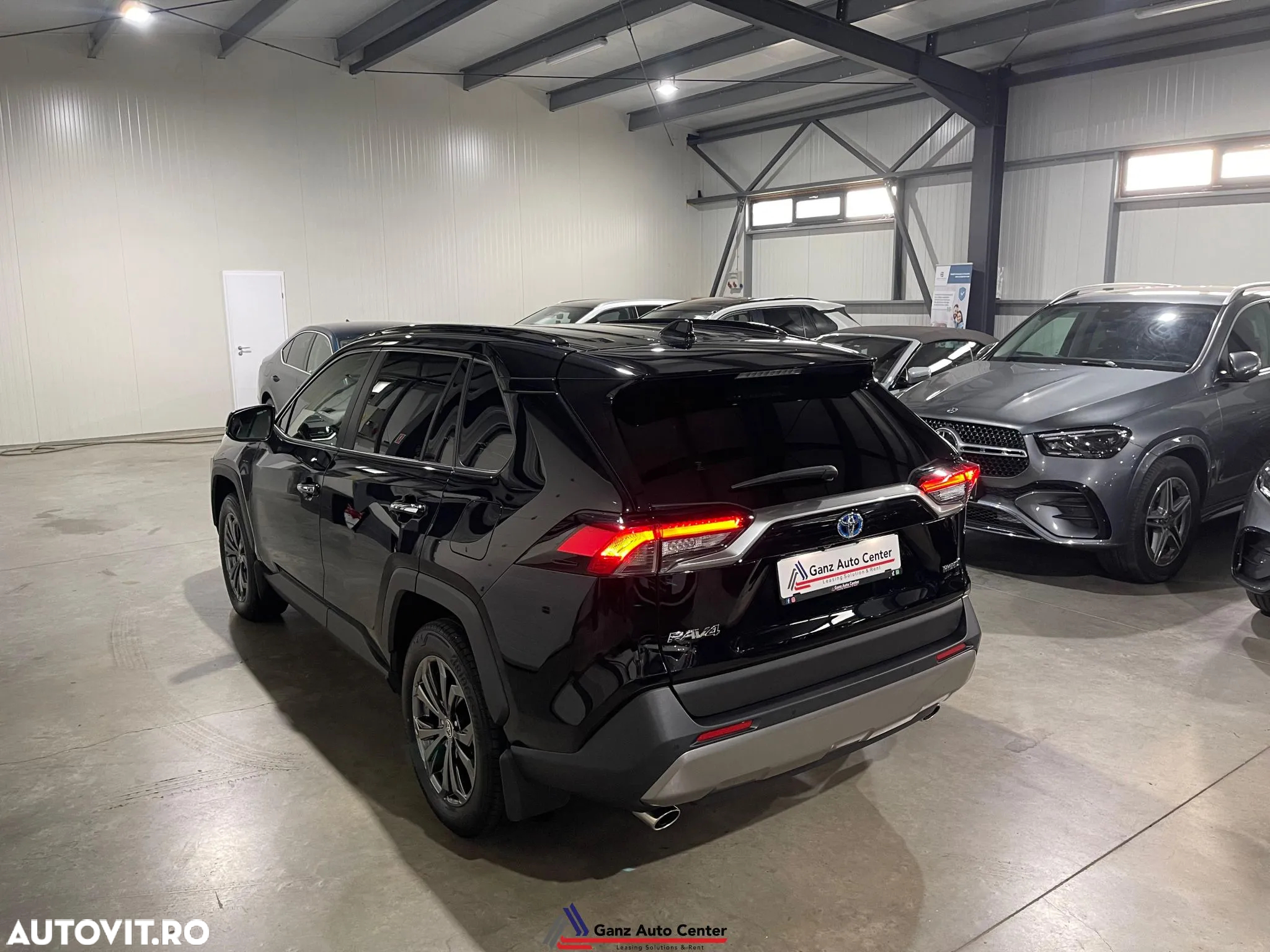 Toyota RAV4 2.5 Hybrid VVT-iE 4x4 Luxury - 35