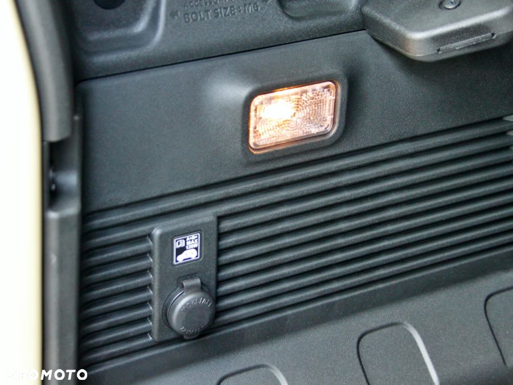 Suzuki Jimny 1.5 Elegance - 23