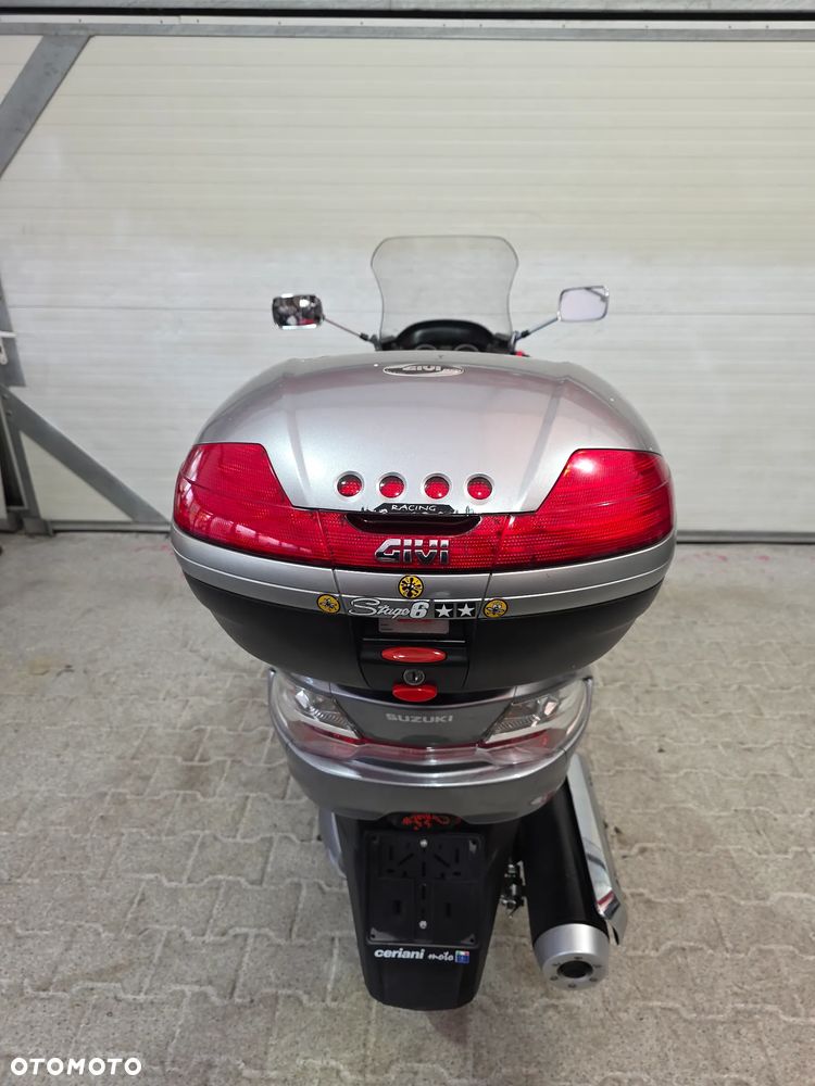 Suzuki Burgman - 26