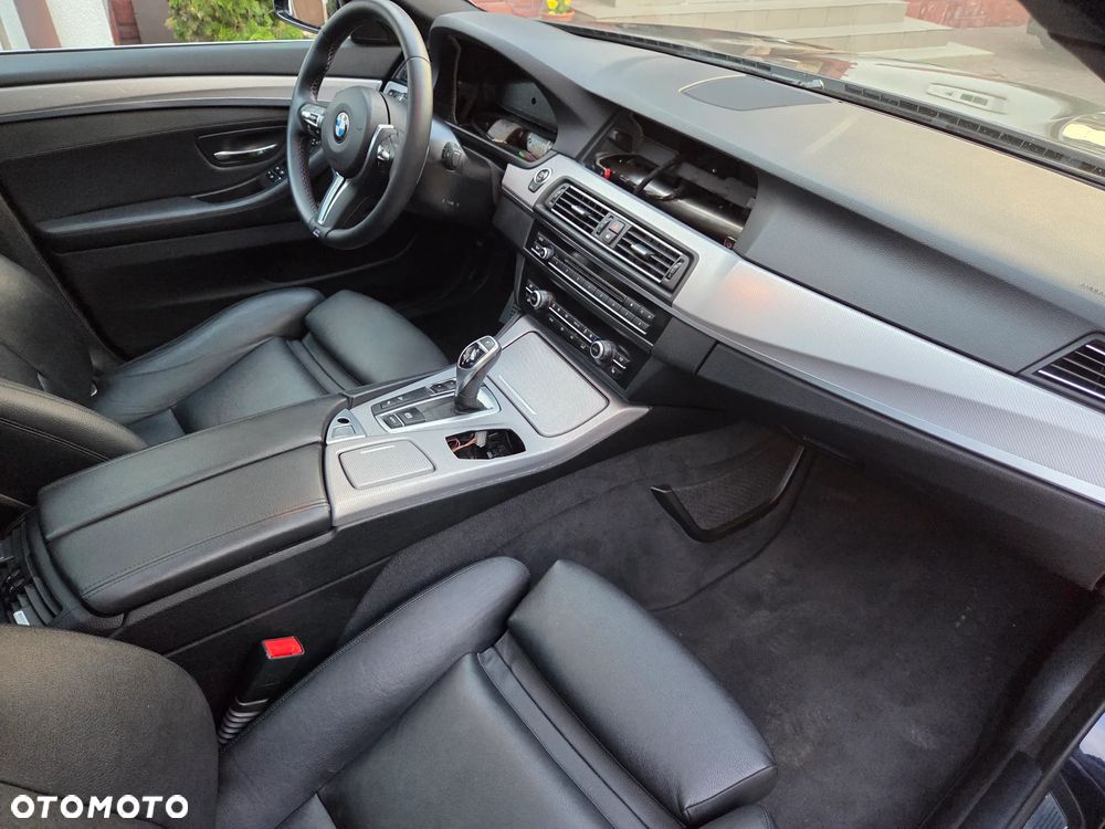 BMW Seria 5 530d xDrive Luxury Line - 11