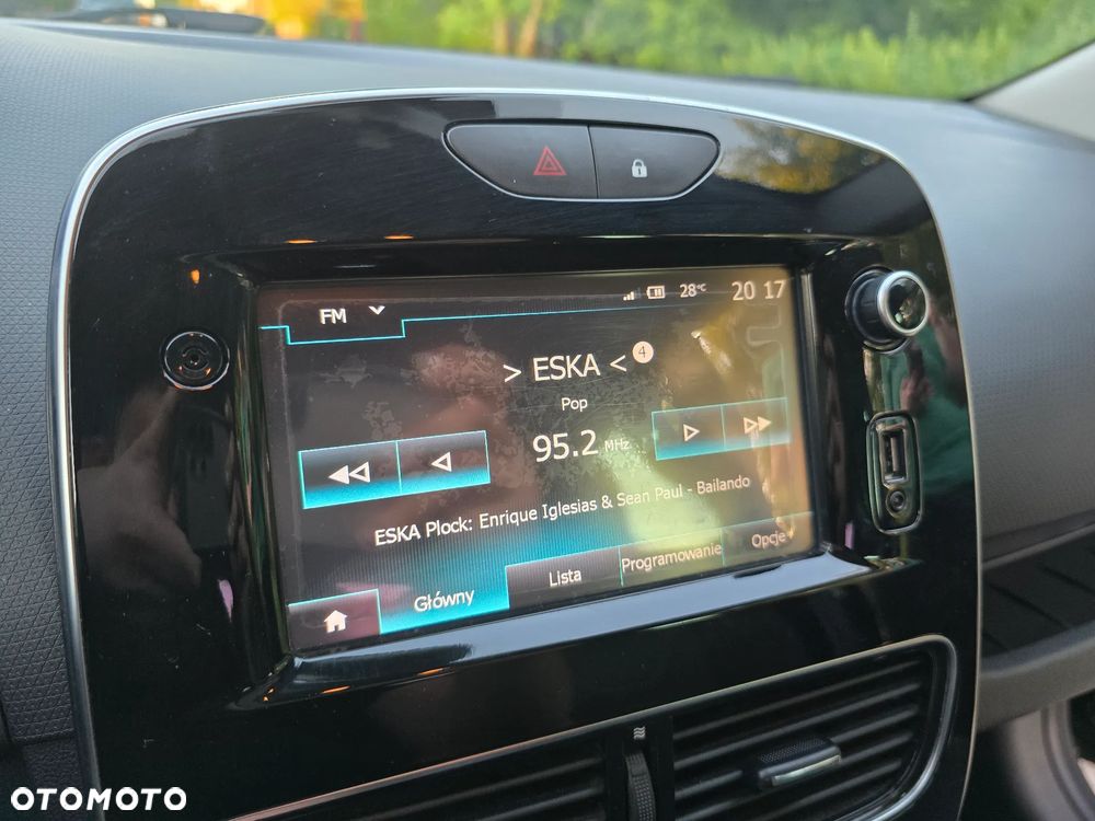 Renault Clio - 28