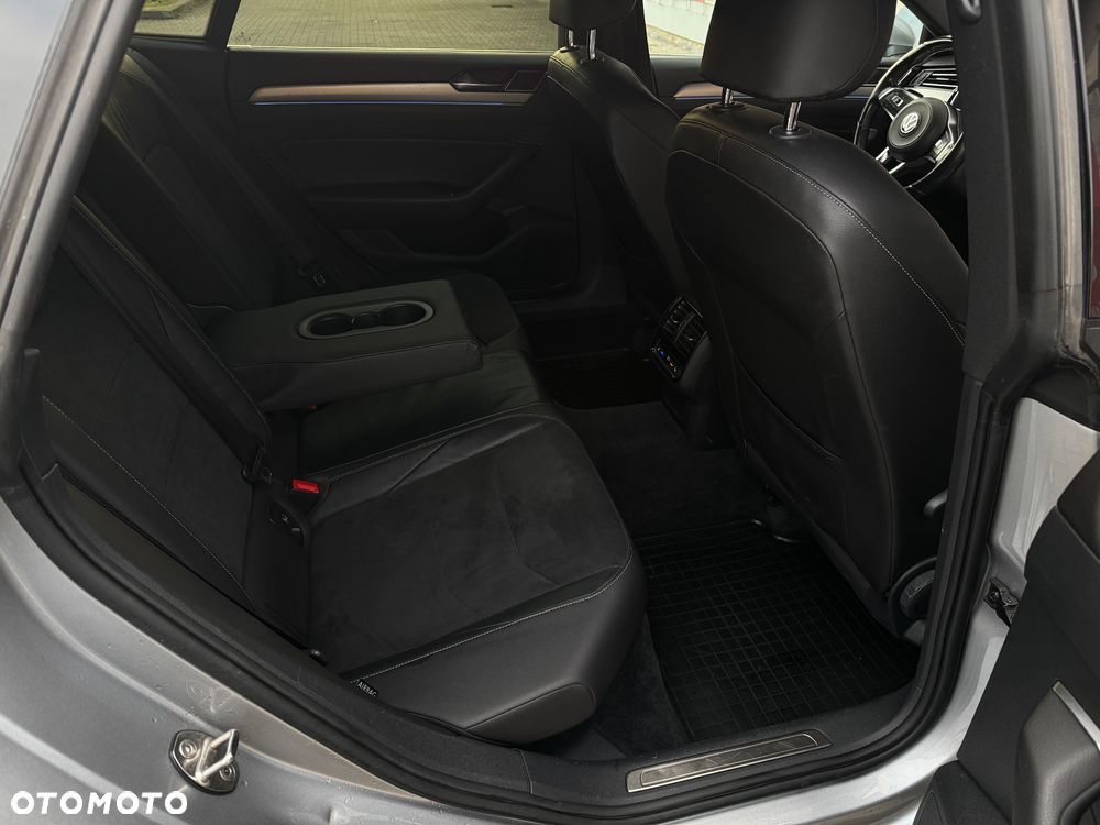 Volkswagen Arteon 2.0 TDI SCR DSG R-Line Edition - 23