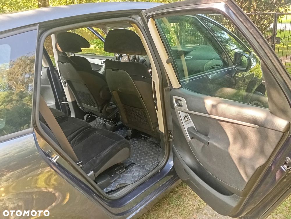 Citroën C4 Picasso - 12