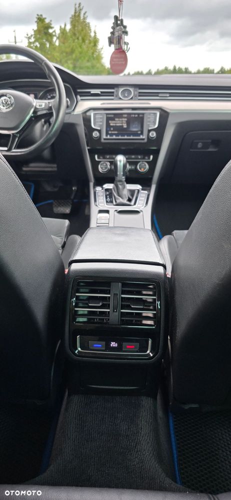 Volkswagen Passat 2.0 TDI BMT Highline DSG - 16