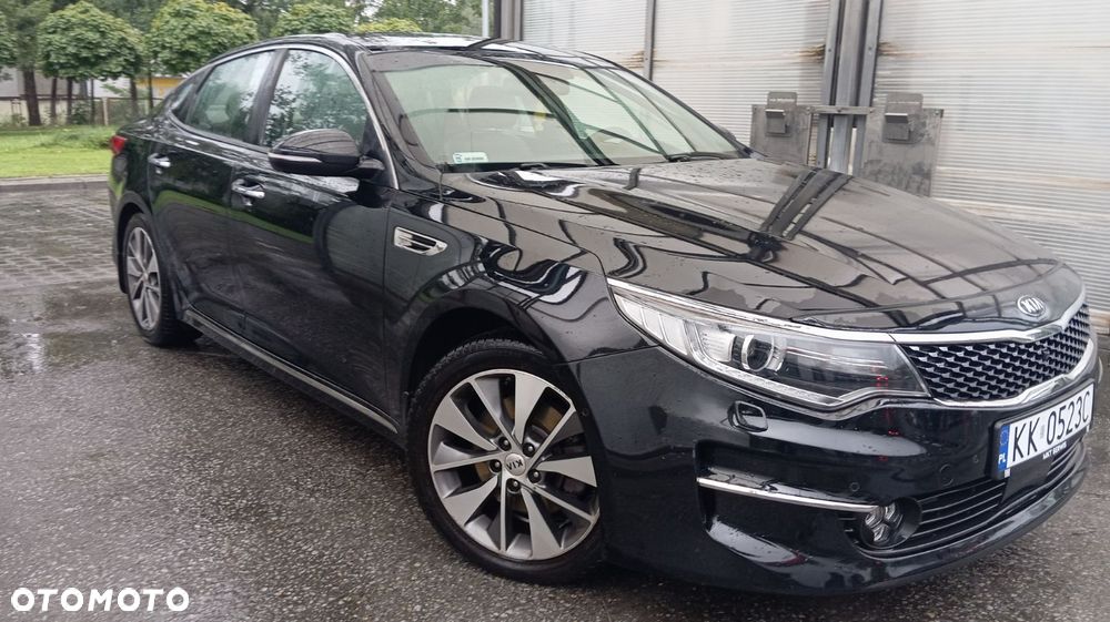 Kia Optima - 1