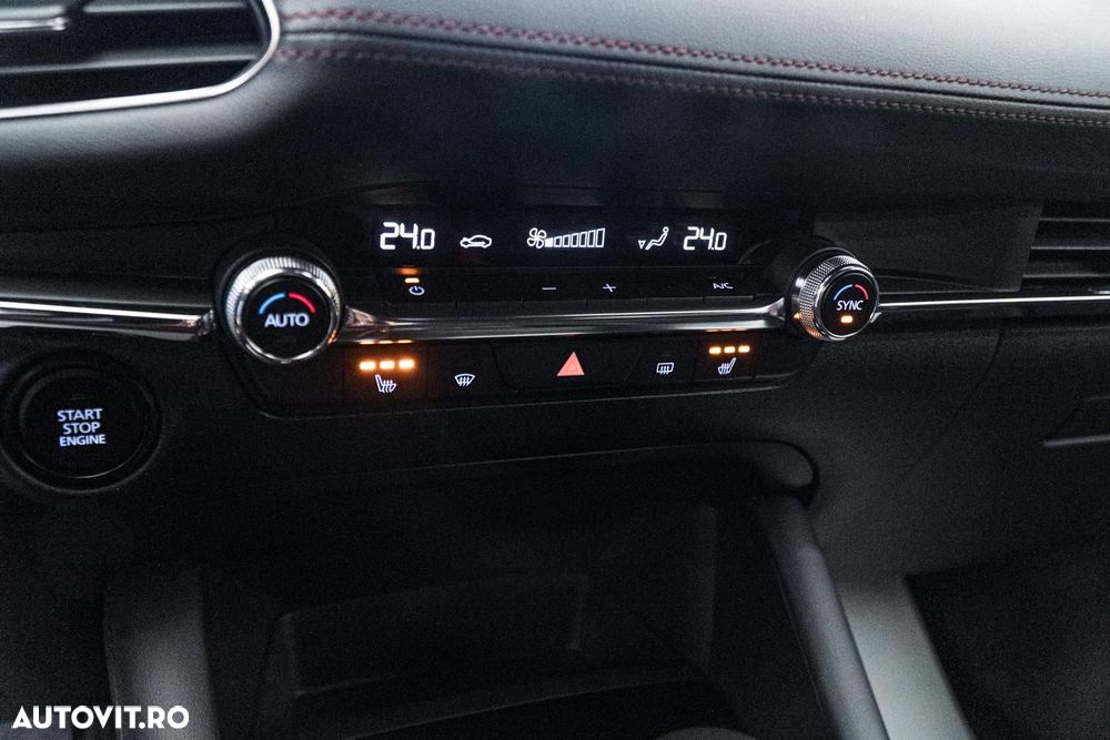 Mazda 3 e-SKYACTIV-G 150 M HYBRID DRIVE EXCLUSIVE-LINE - 11