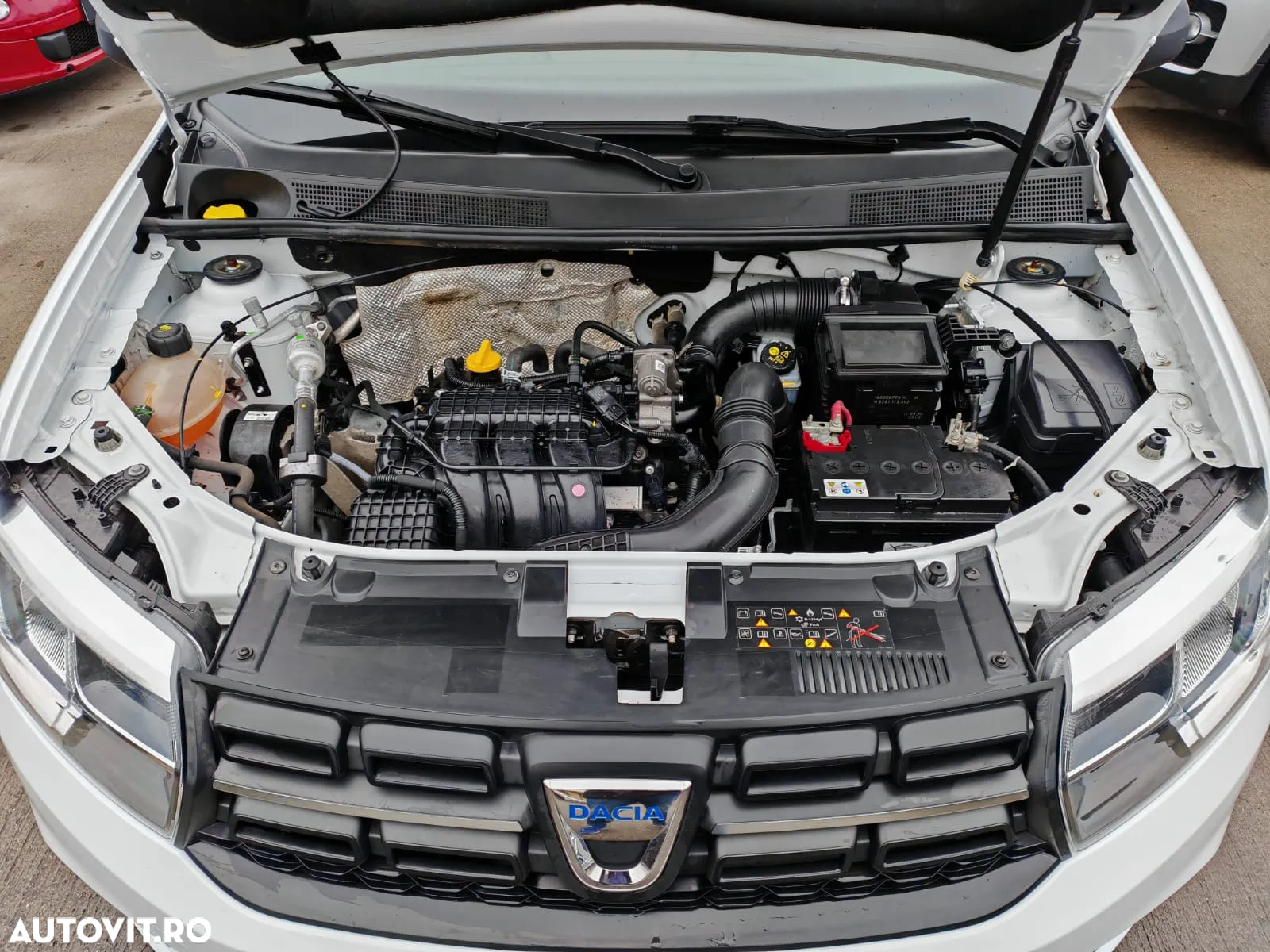 Dacia Logan 1.0 SCe Laureate - 8