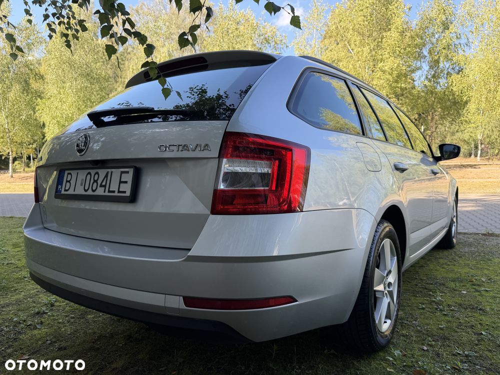 Skoda Octavia 1.5 TSI ACT Ambition - 4